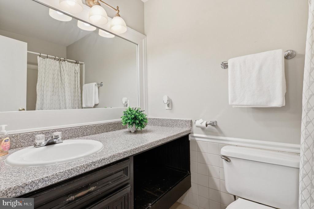 2014 COLTS NECK ROAD Unit: 21B