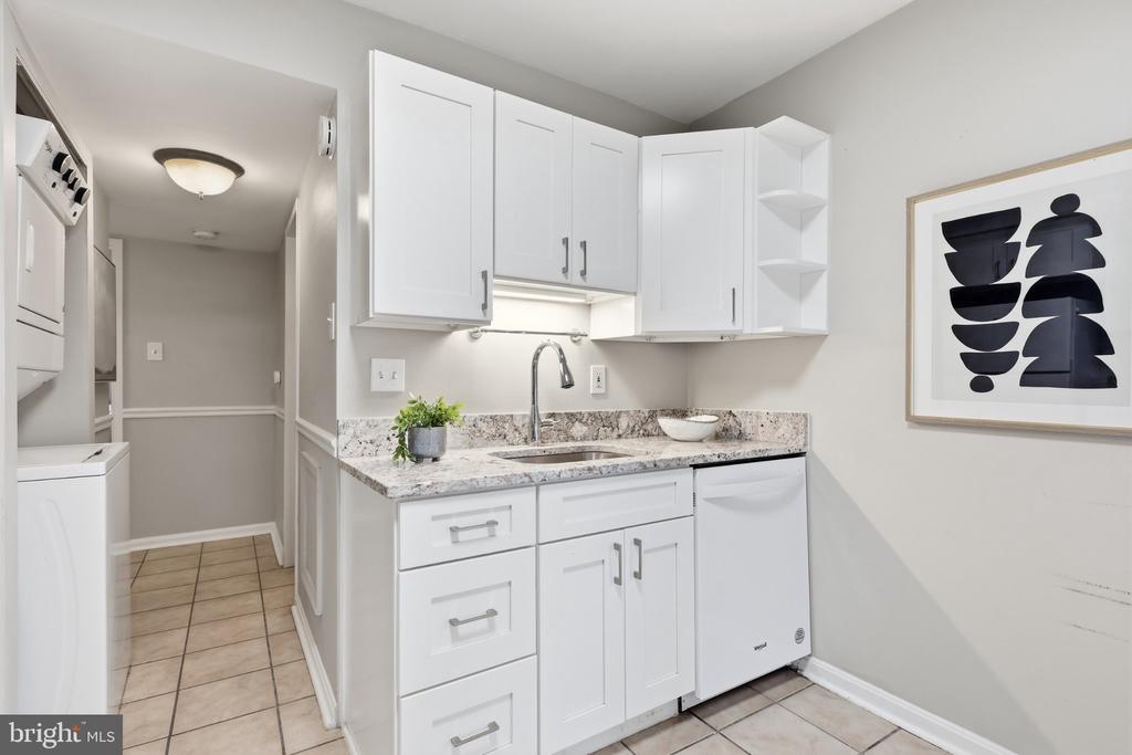 2014 COLTS NECK ROAD Unit: 21B