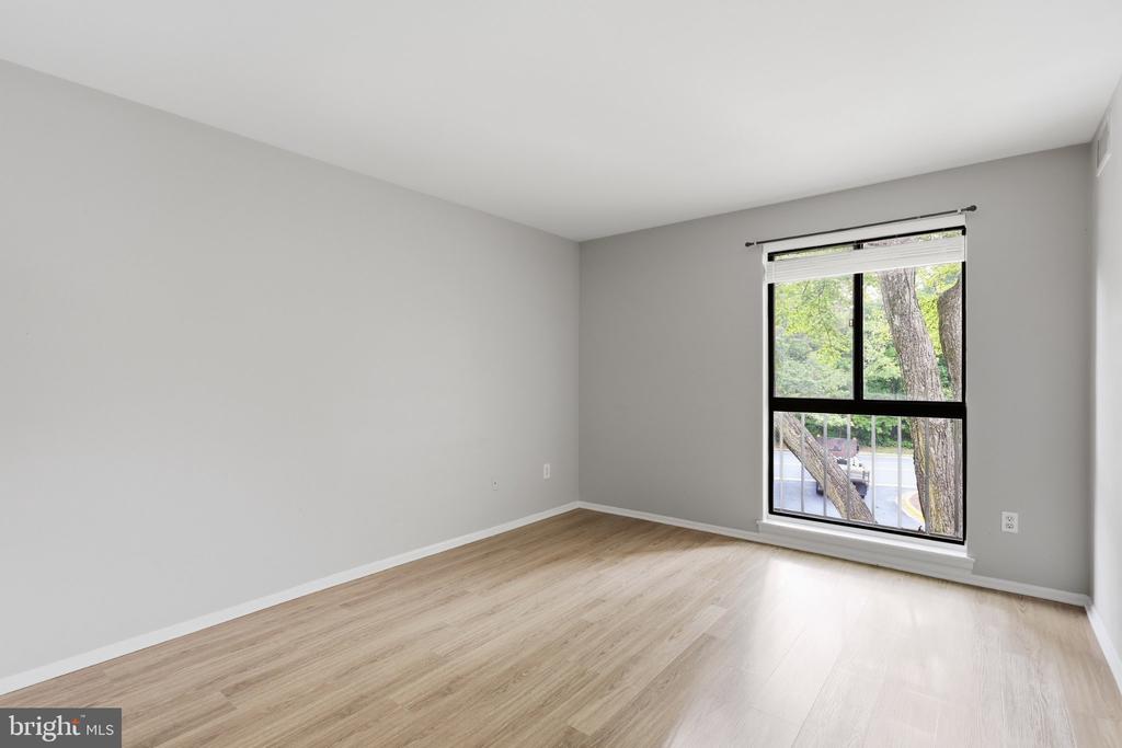 2014 COLTS NECK ROAD Unit: 21B