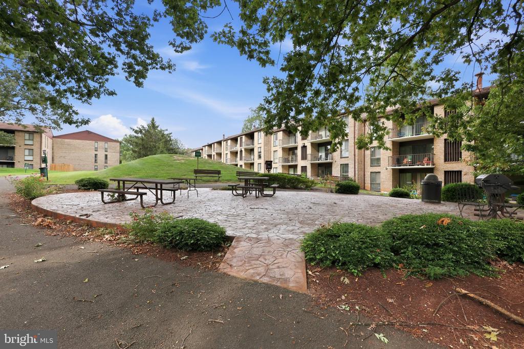 2014 COLTS NECK ROAD Unit: 21B