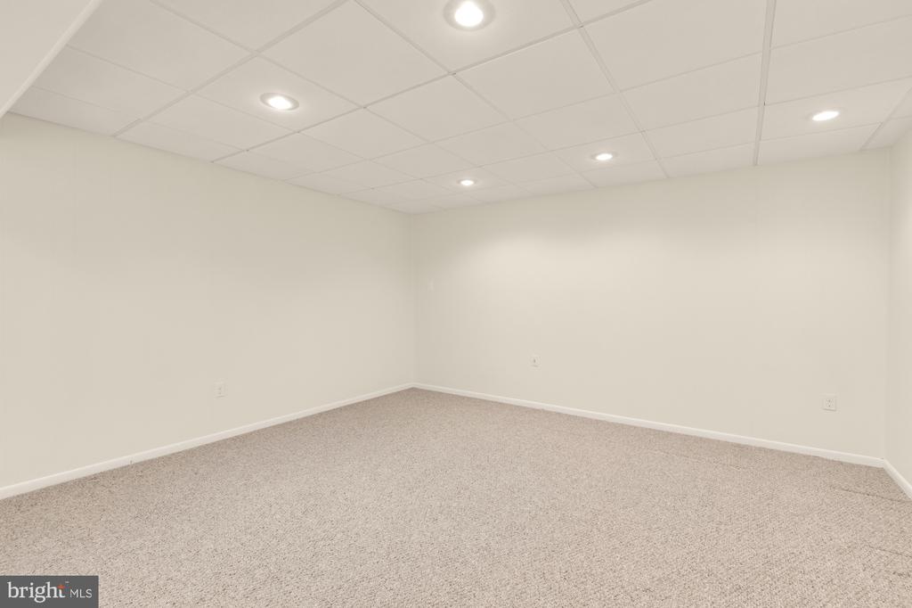 9818 FLINTRIDGE COURT