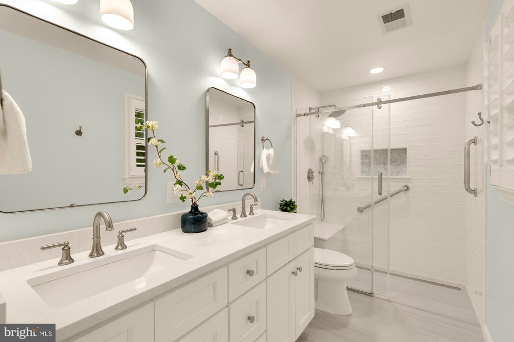 9818 FLINTRIDGE COURT