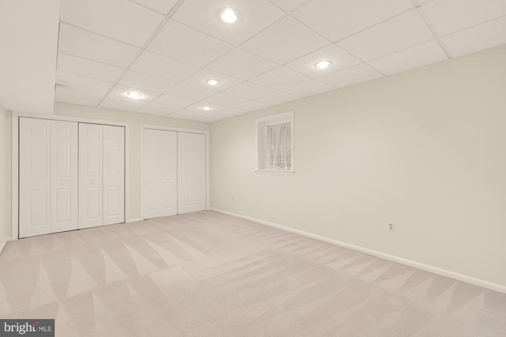 9818 FLINTRIDGE COURT