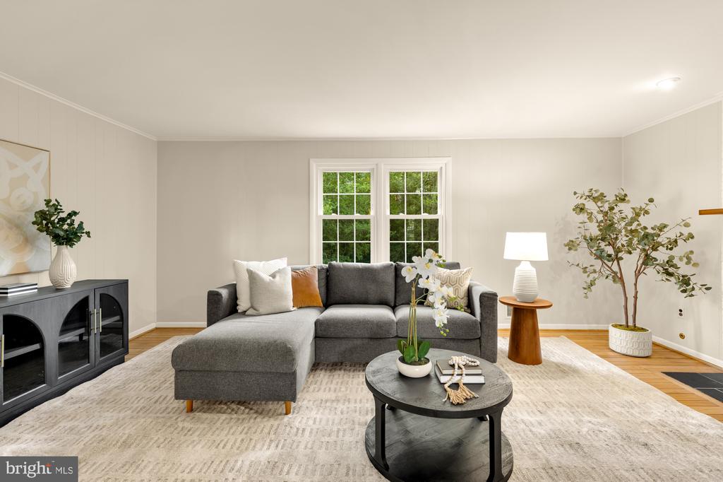 9818 FLINTRIDGE COURT