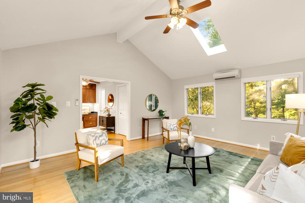 9818 FLINTRIDGE COURT