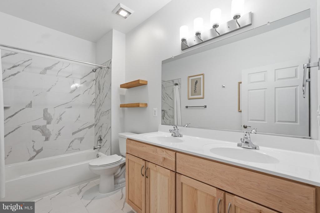 4210 MOZART BRIGADE LANE Unit: 4210-C