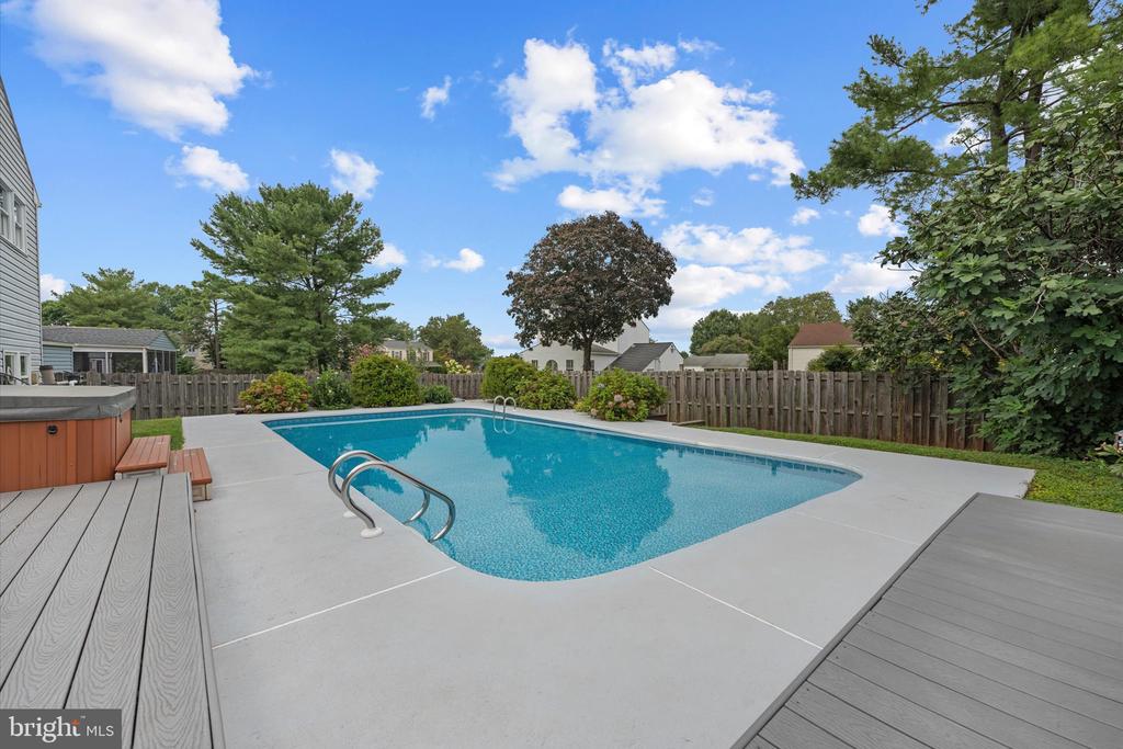 13341 JASPER COURT