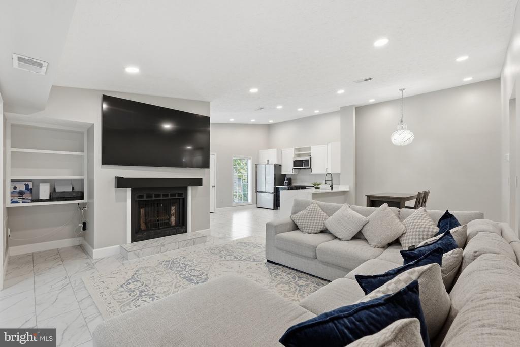 7753 WILLOW POINT DRIVE Unit: 7753