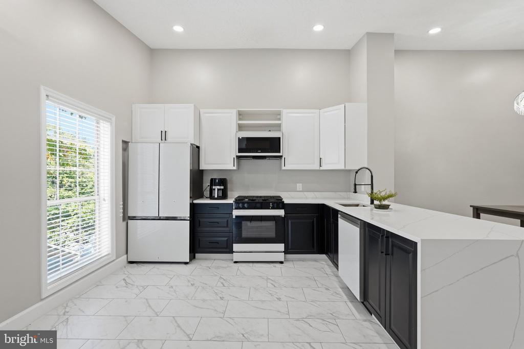 7753 WILLOW POINT DRIVE Unit: 7753