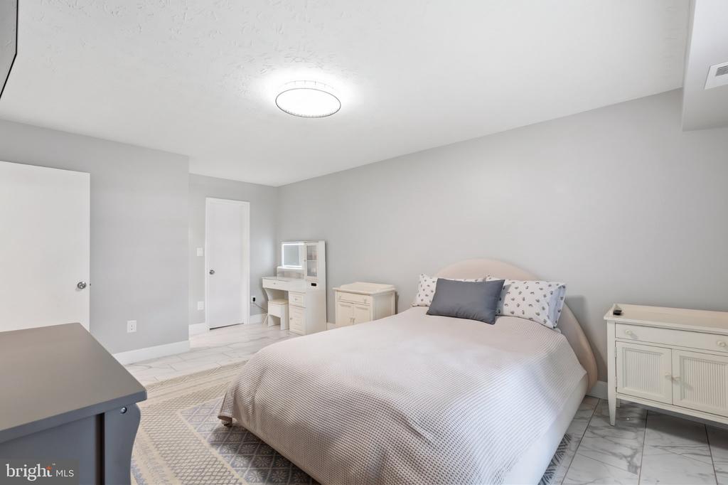 7753 WILLOW POINT DRIVE Unit: 7753
