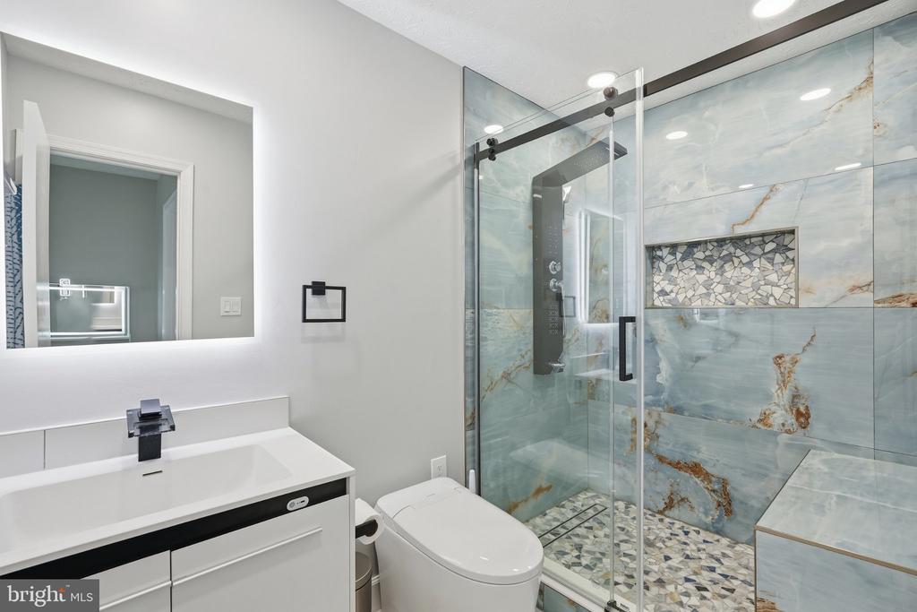 7753 WILLOW POINT DRIVE Unit: 7753