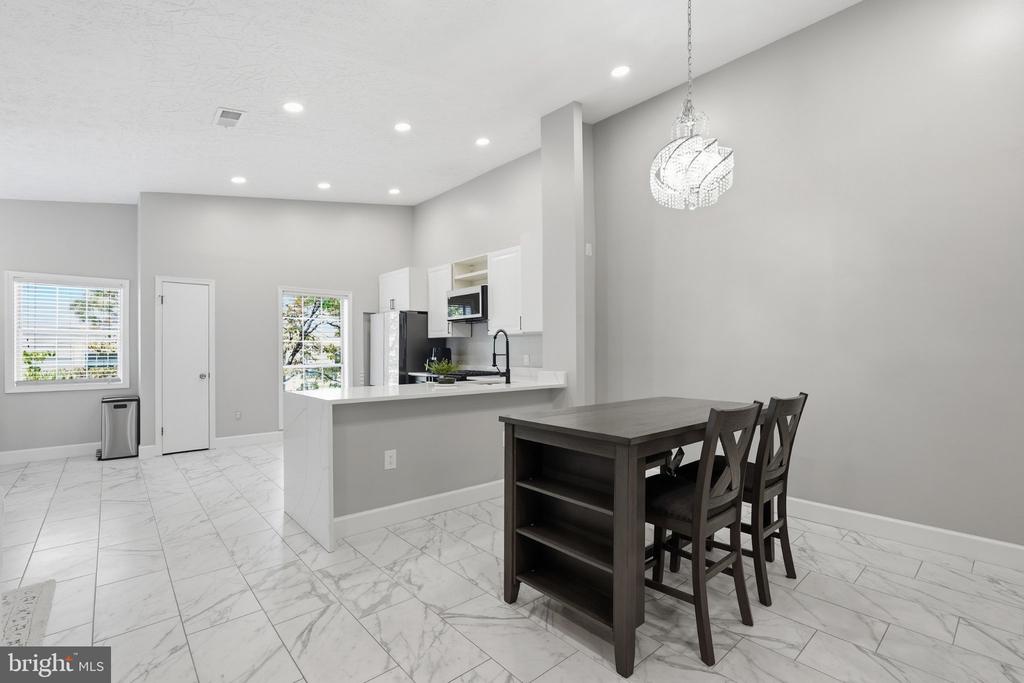 7753 WILLOW POINT DRIVE Unit: 7753