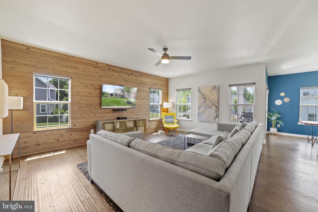 24687 BLACK WILLOW DRIVE