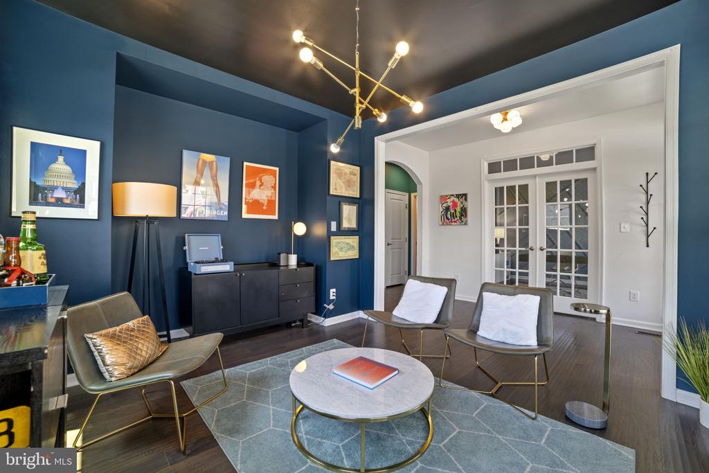 24687 BLACK WILLOW DRIVE