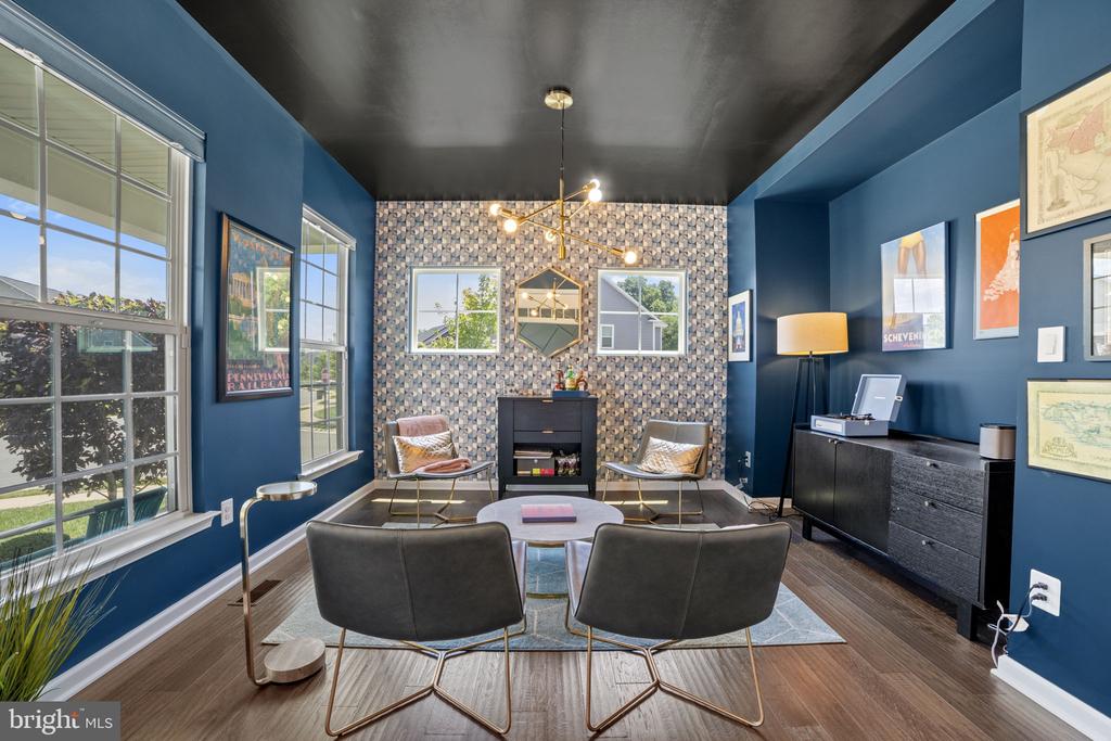 24687 BLACK WILLOW DRIVE