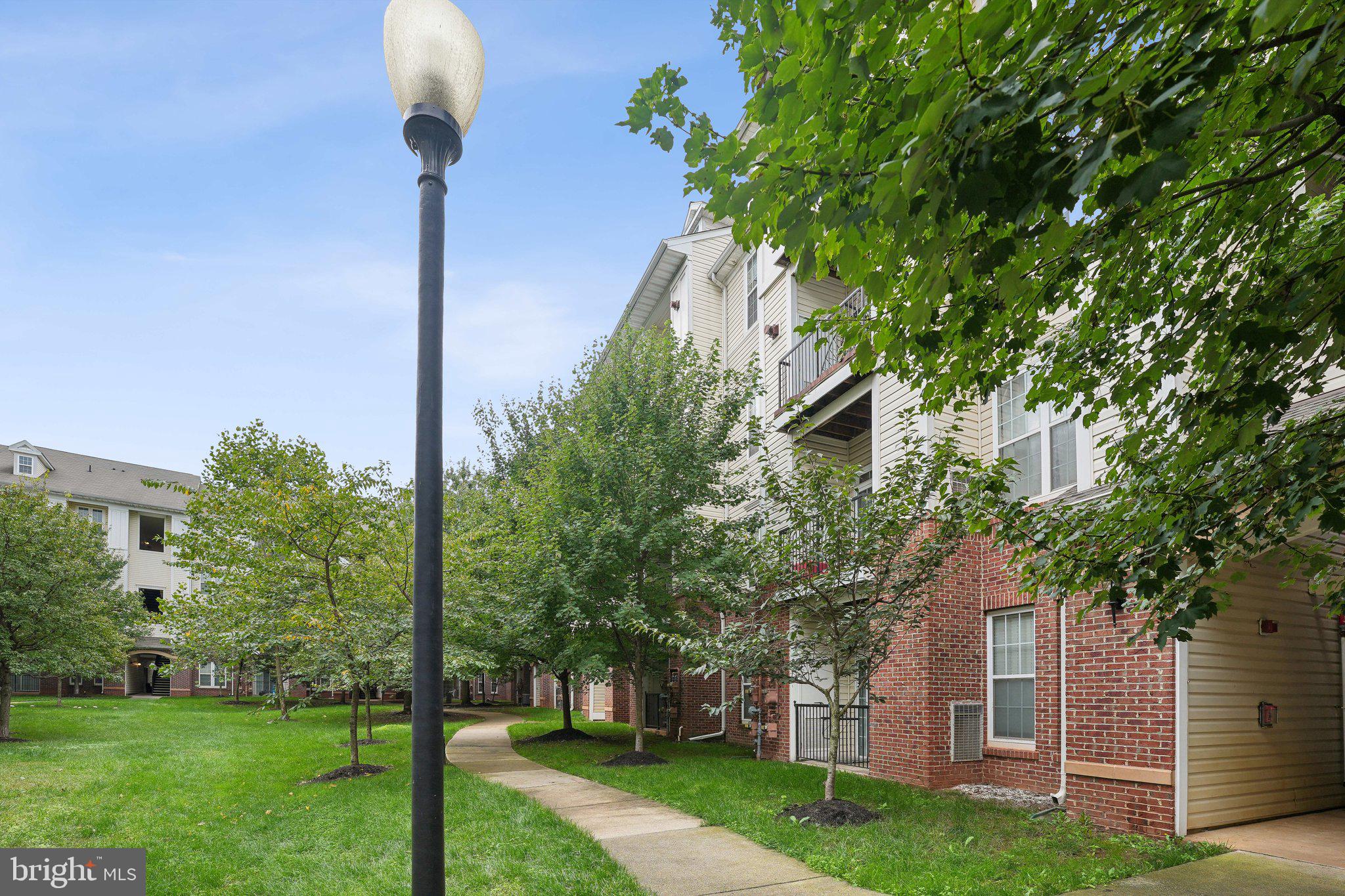 21216 MCFADDEN SQUARE 206