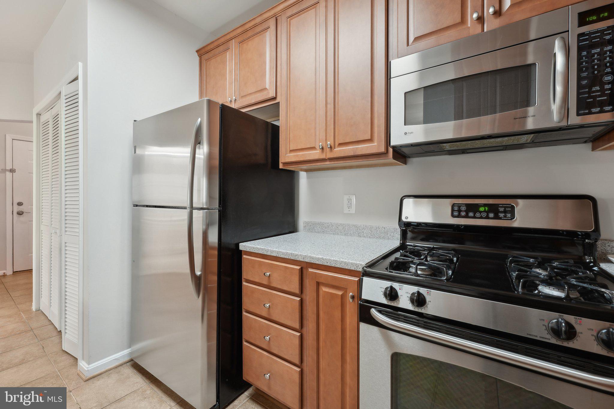 21216 MCFADDEN SQUARE 206