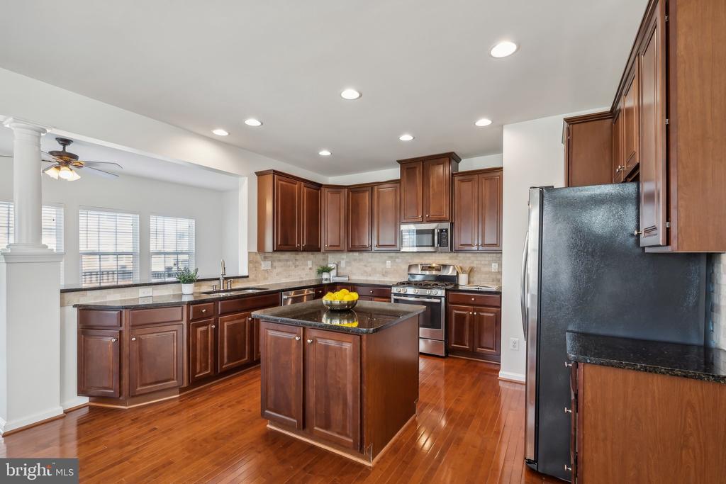 25849 CLAIRMONT MANOR SQUARE