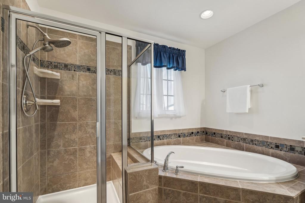 25849 CLAIRMONT MANOR SQUARE