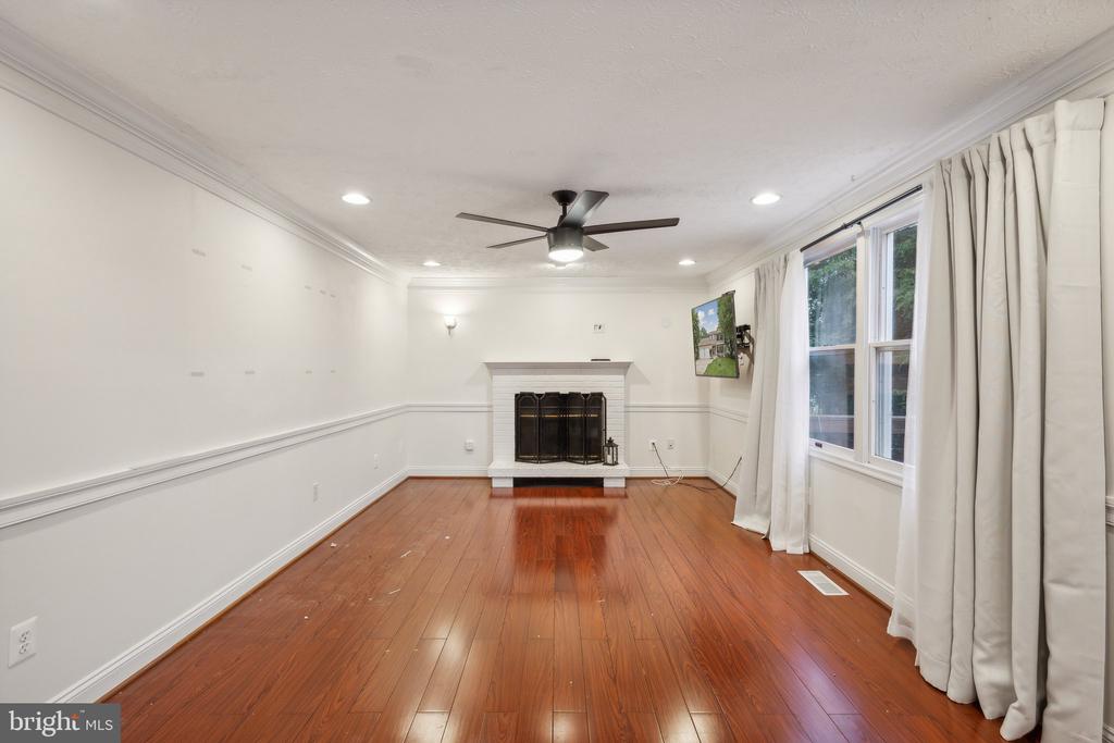 45574 CLYDESDALE COURT