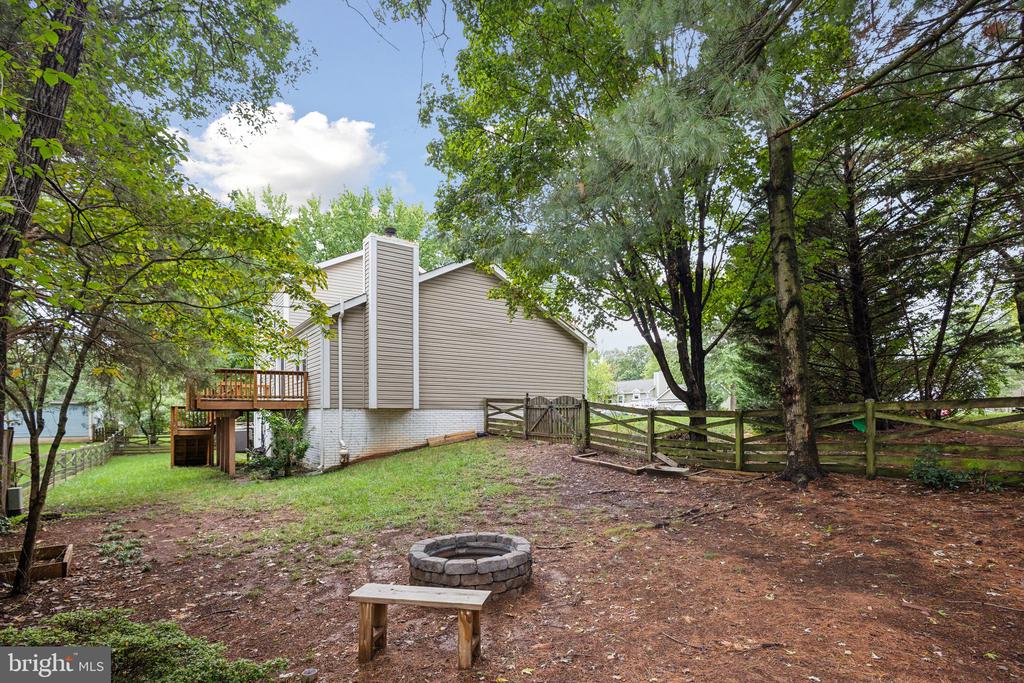 45574 CLYDESDALE COURT