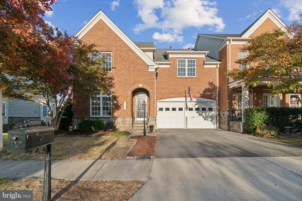 19044 CRIMSON CLOVER TERRACE