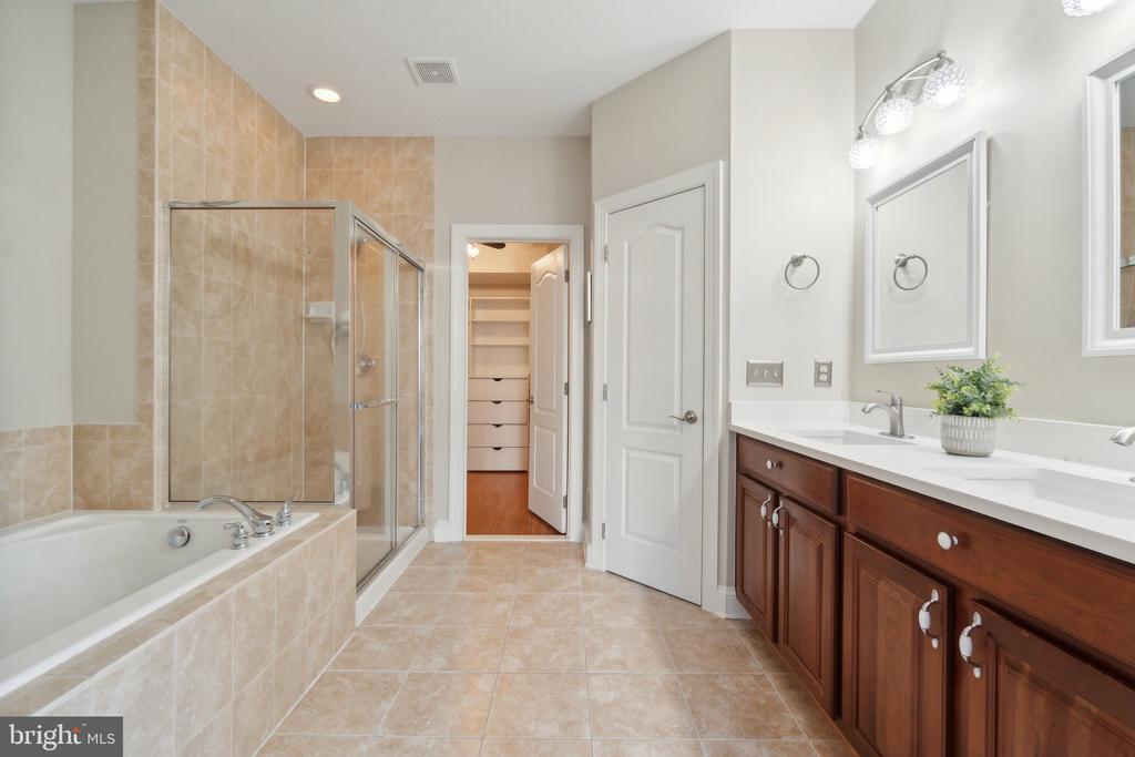 19044 CRIMSON CLOVER TERRACE