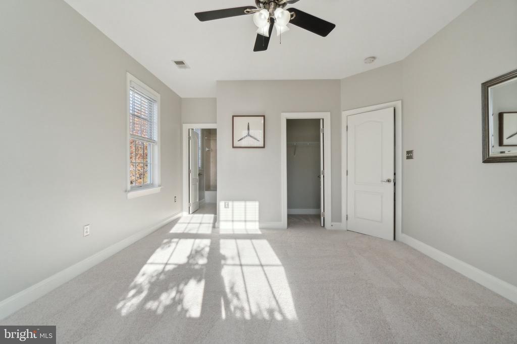 19044 CRIMSON CLOVER TERRACE