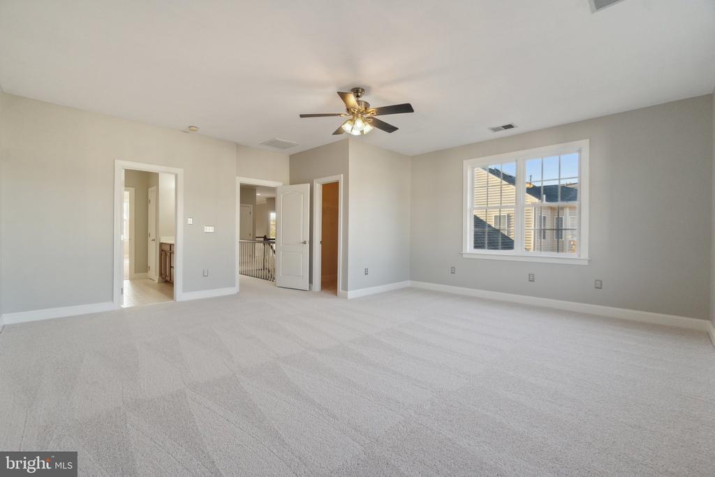 19044 CRIMSON CLOVER TERRACE