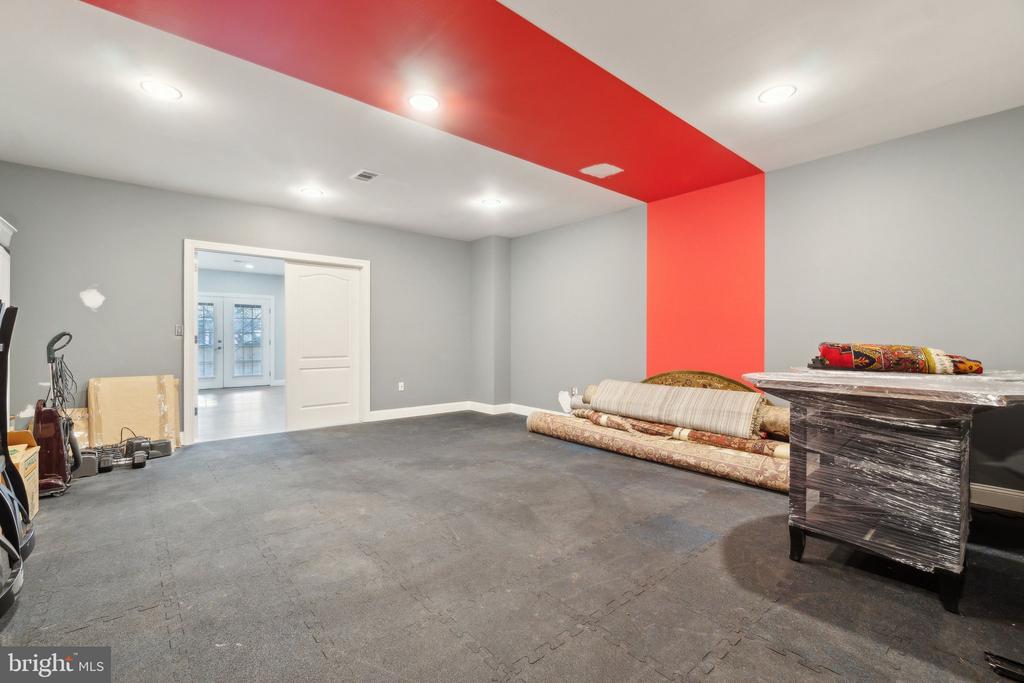 19044 CRIMSON CLOVER TERRACE