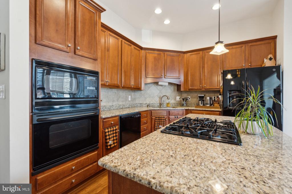 25126 ANDES TERRACE