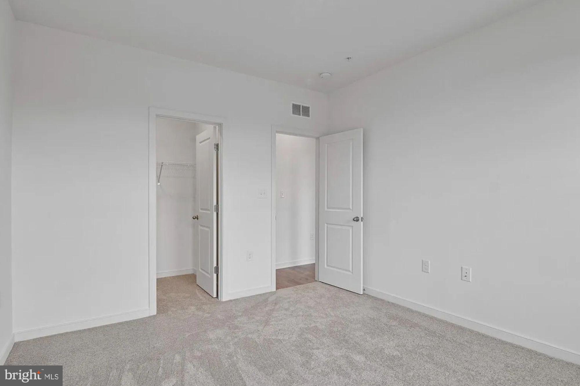 20927 BLUEBIRD SQUARE