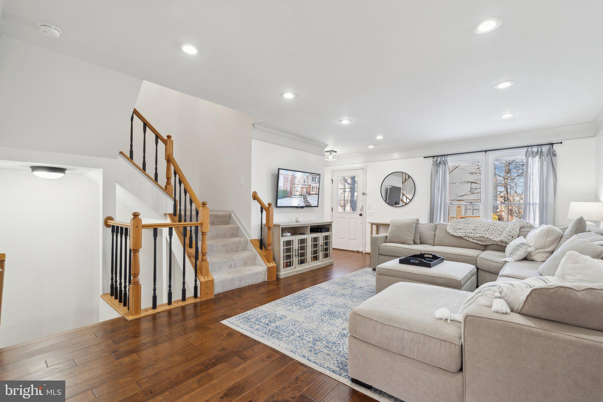 43854 LABURNUM SQUARE