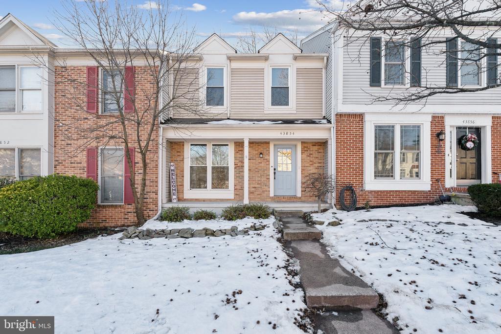 43854 LABURNUM SQUARE