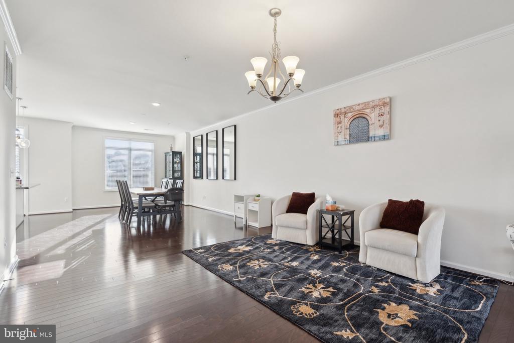 1514 RIBBON LIMESTONE TERRACE SE