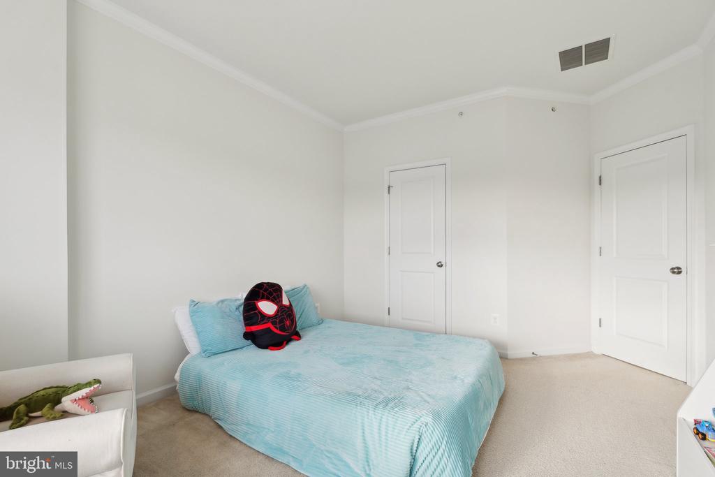 1514 RIBBON LIMESTONE TERRACE SE