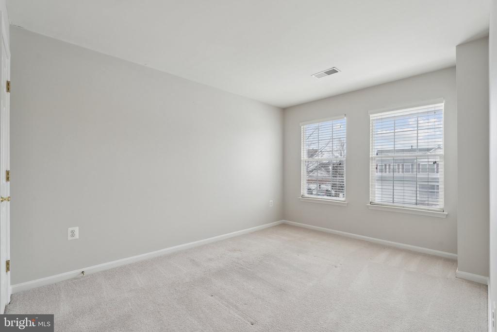 117 DALHART DRIVE SE