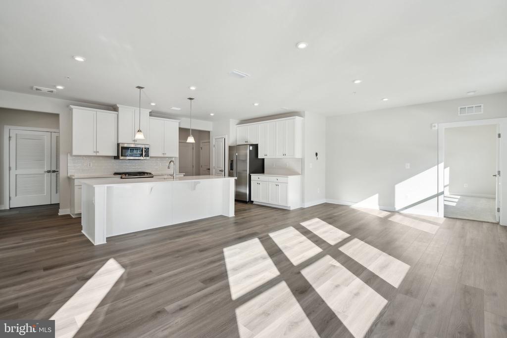 21460 MOUNT STERLING TERRACE 201
