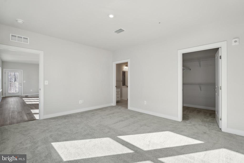 21460 MOUNT STERLING TERRACE 201