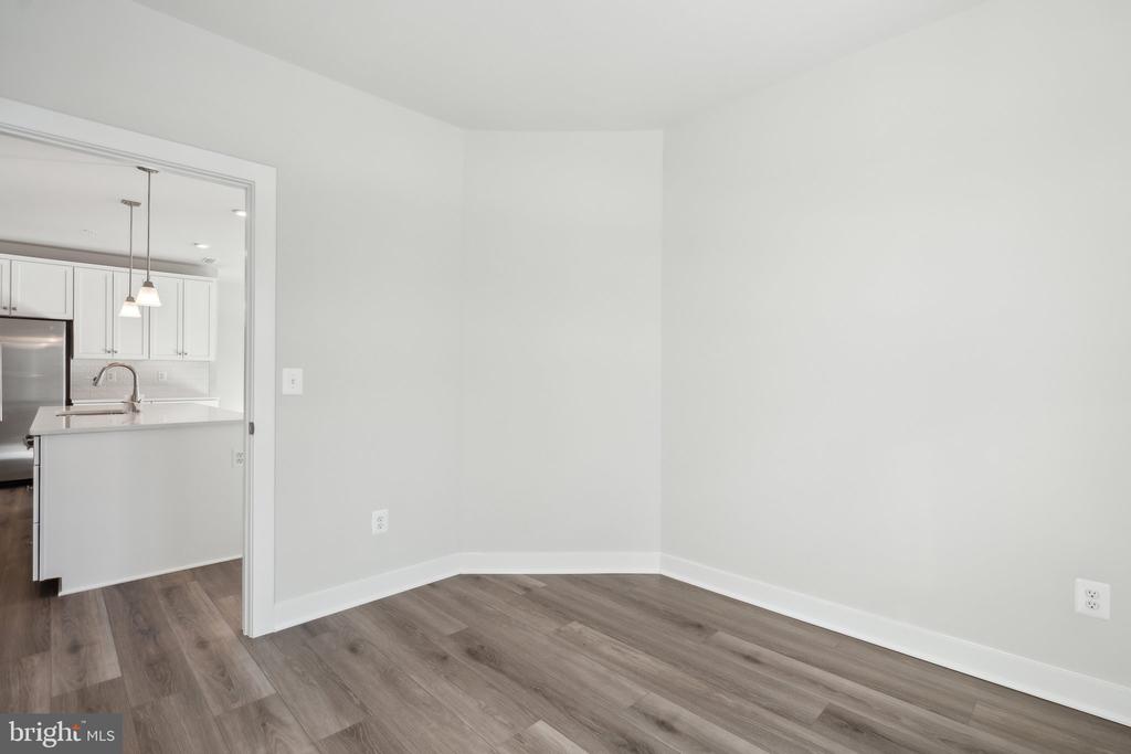 21460 MOUNT STERLING TERRACE 201