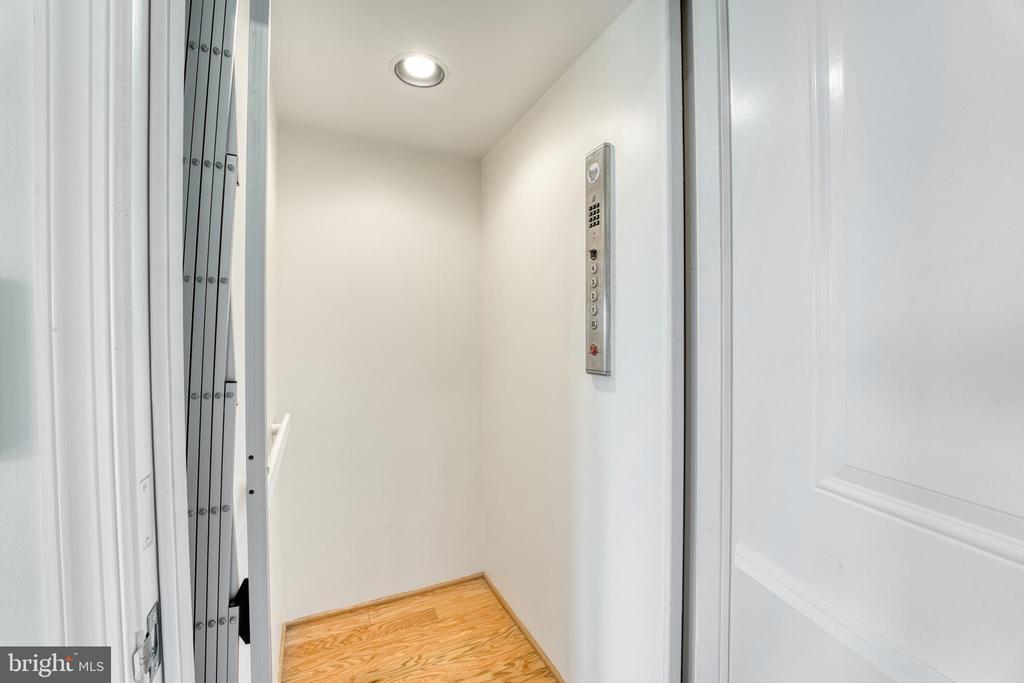 42823 LITTLEHALES TERRACE