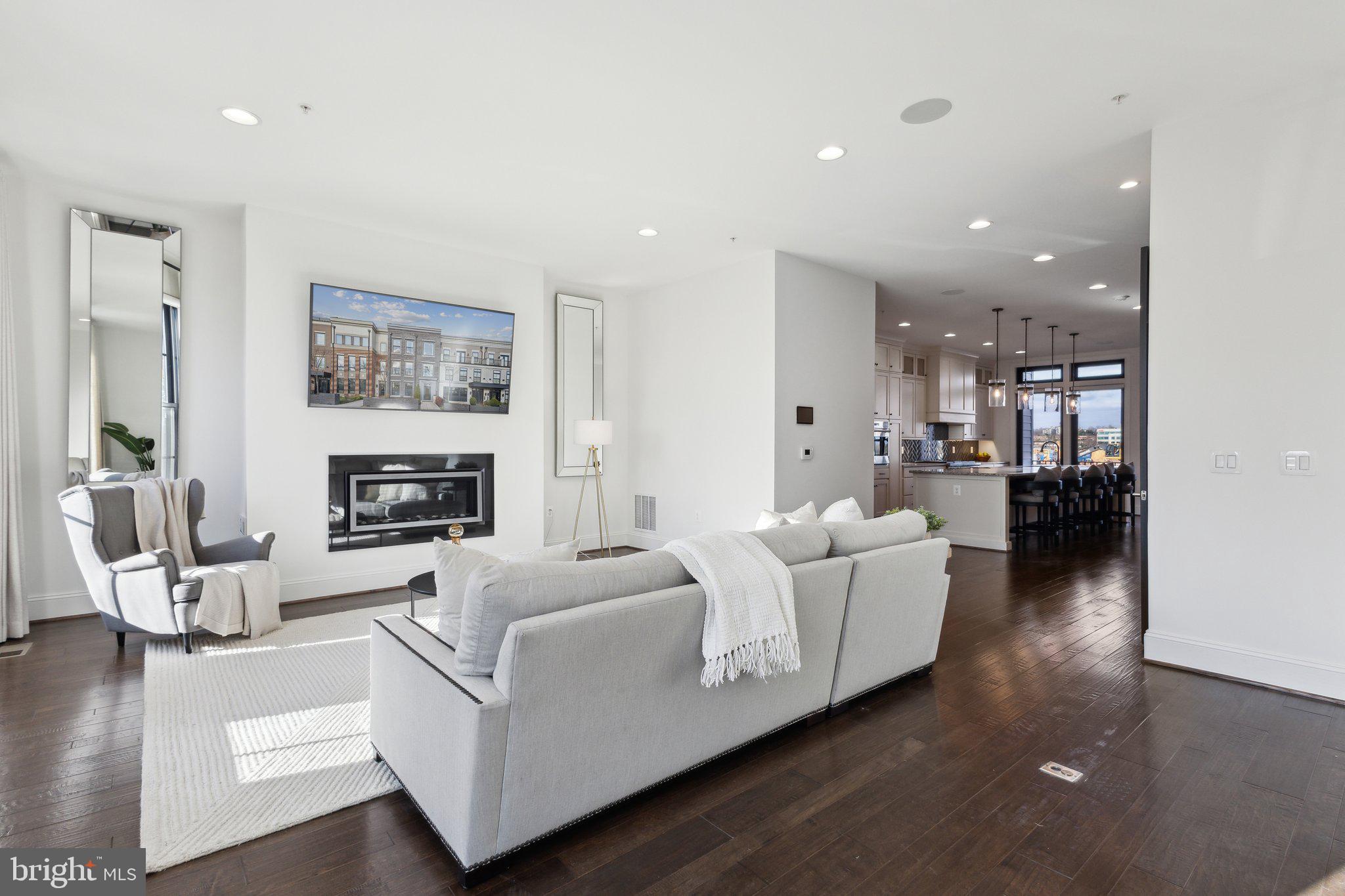 20314 NORTHPARK DRIVE