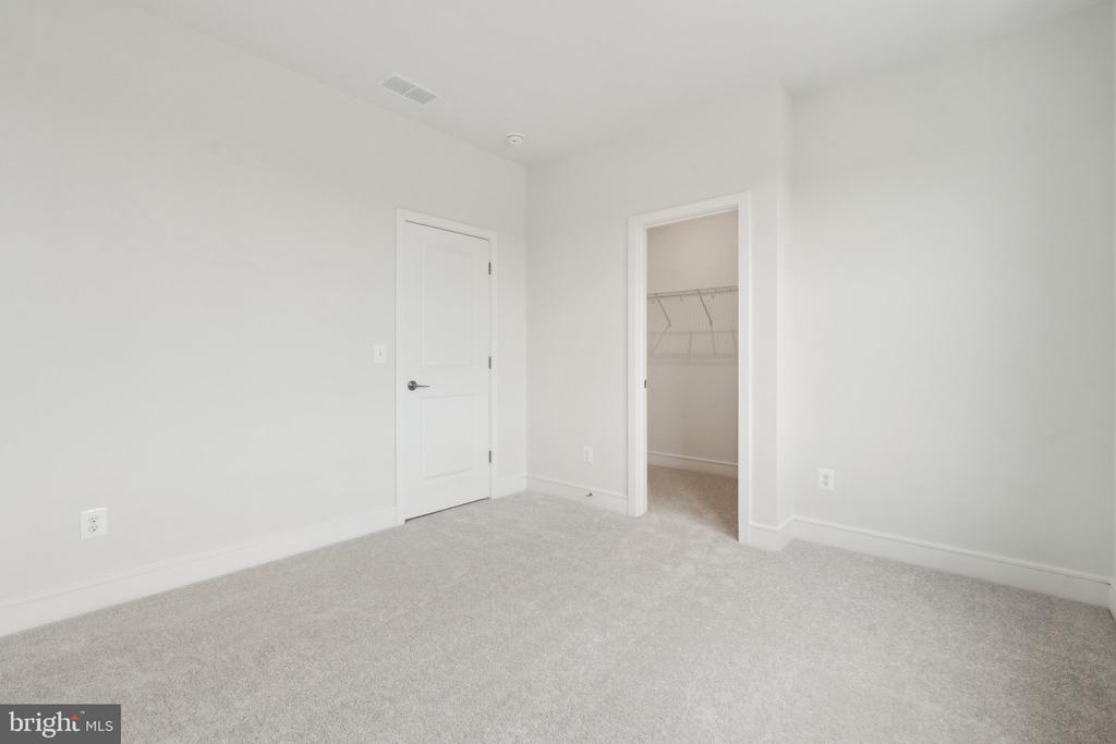22980 RUNNING WHISPER COURT