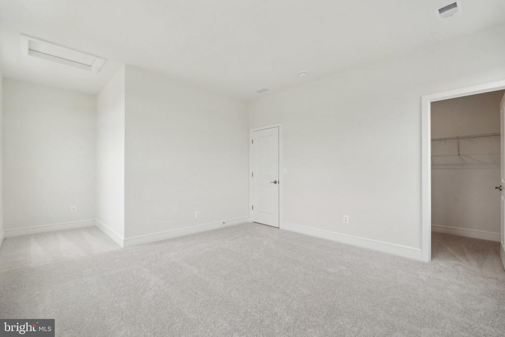 22980 RUNNING WHISPER COURT