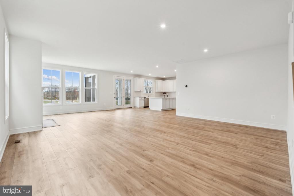 22980 RUNNING WHISPER COURT