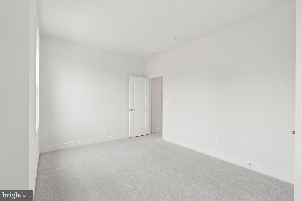 22980 RUNNING WHISPER COURT