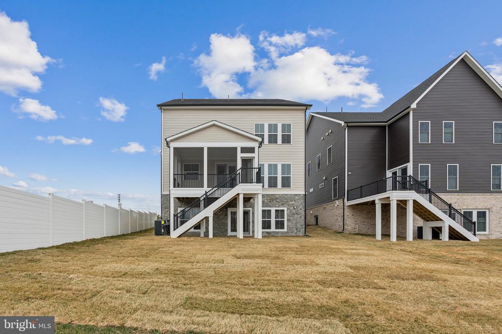 22980 RUNNING WHISPER COURT
