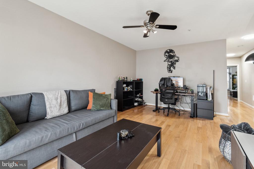 22764 FERNCREST TERRACE