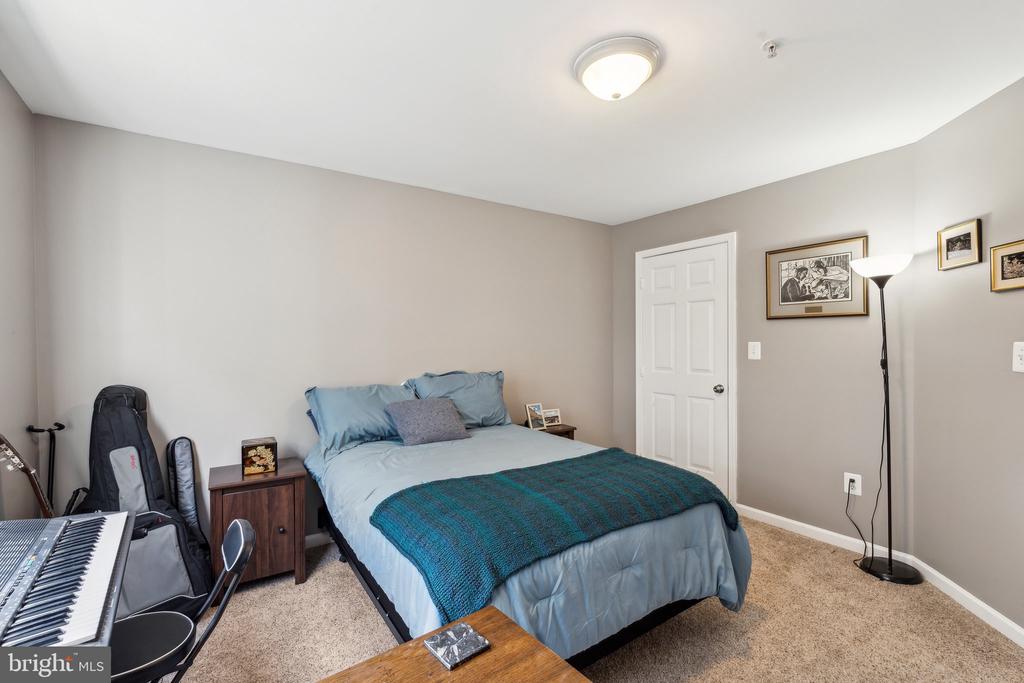 635 CONSTELLATION SQUARE SE G