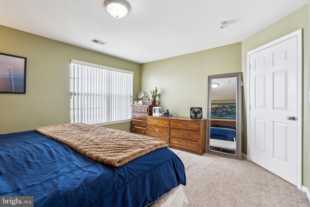 635 CONSTELLATION SQUARE SE G
